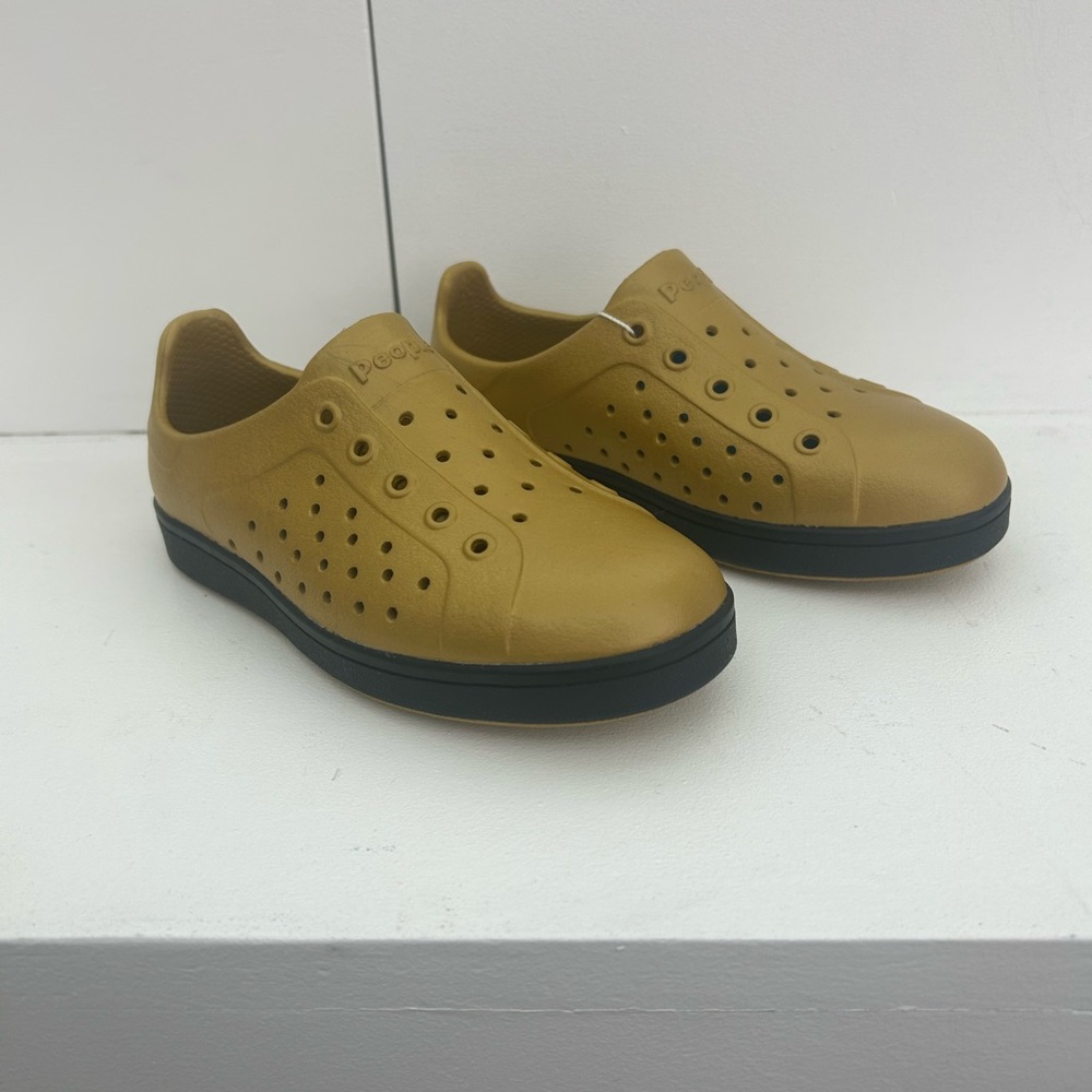 People shoes ACE kids